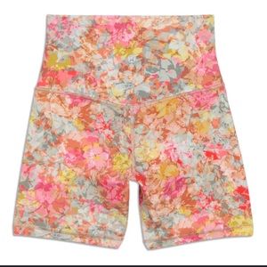Lululemon Align 5” Shorts - discontinued pattern!!